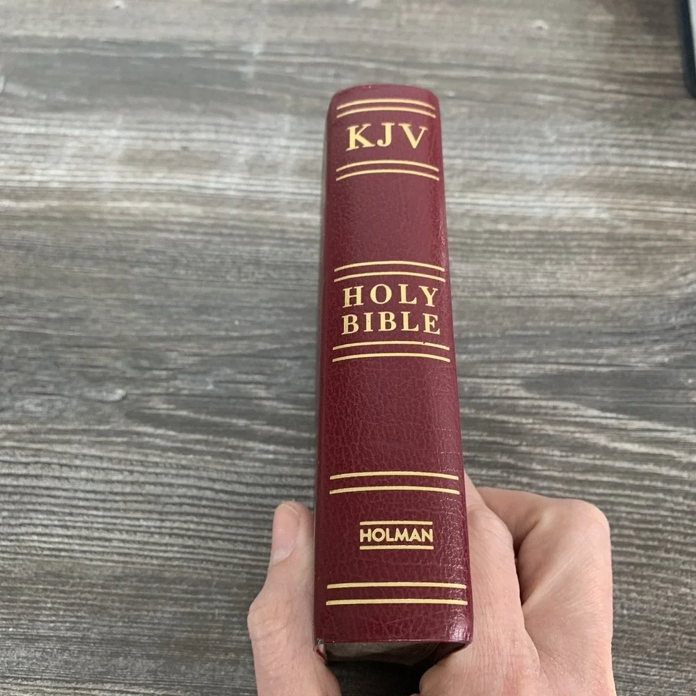 Holman KJV Burgundy Leather Large Print Compact Bible WOC in Red‎ Letter